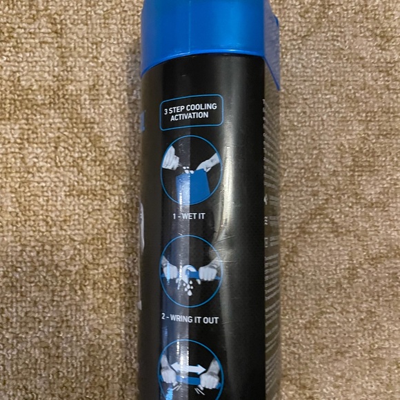 Arctic Cool Blue Towel - Picture 5 of 5